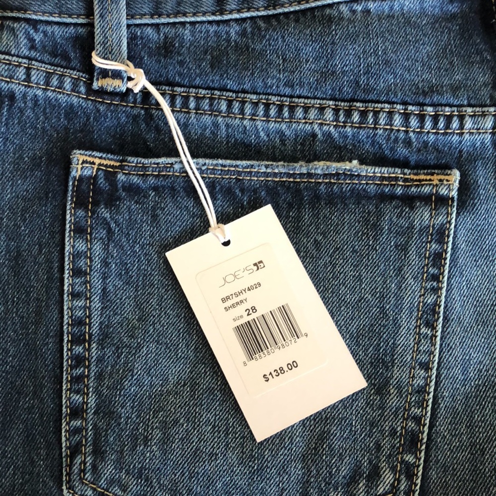 Joe’s Jeans The Smith High-Rise Cut-Off Shorts - Picture 8 of 9
